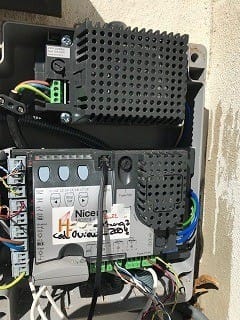 centralita motor puerta batiente Nice centralita motor puerta batiente Nice