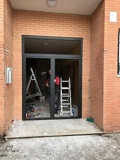 puertas para comunidades de vecinos